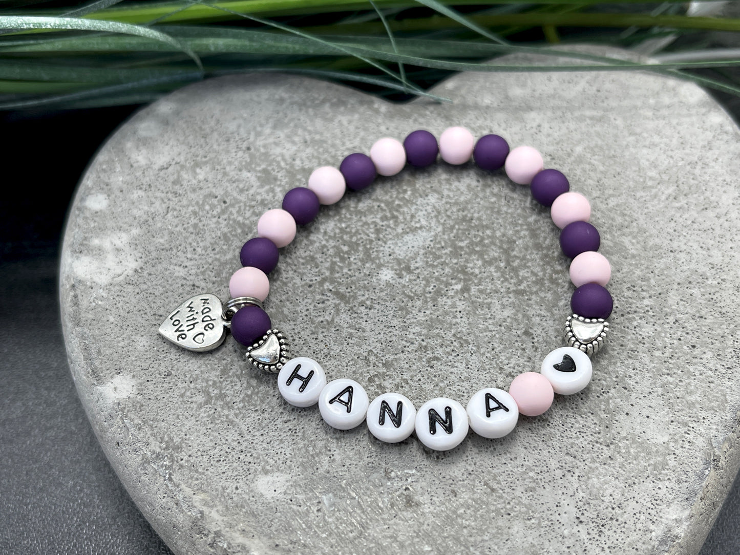 Armband Name Hanna - zartrosa lila - Acryl Perlen 6 mm - Namensarmband Perlen - Geschenk Mädchen - Armband mit Name - Geburtstagsgeschenk - Größe 13 cm Kinder bis 22 cm - anpassbar