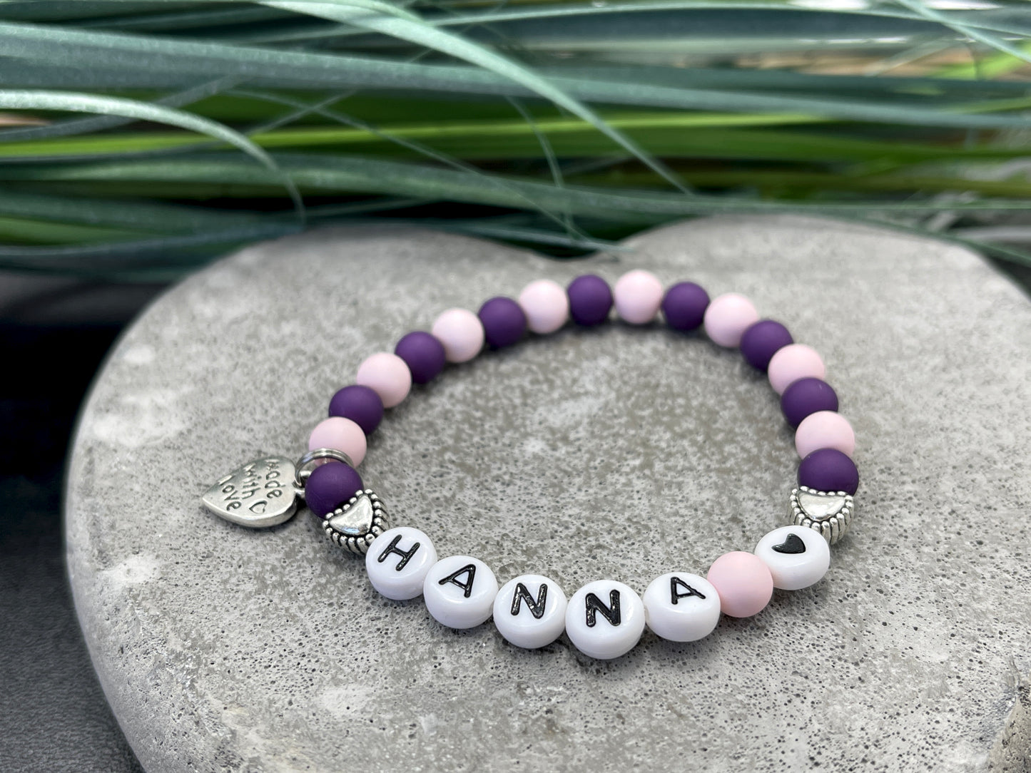 Armband Name Hanna - zartrosa lila - Acryl Perlen 6 mm - Namensarmband Perlen - Geschenk Mädchen - Armband mit Name - Geburtstagsgeschenk - Größe 13 cm Kinder bis 22 cm - anpassbar