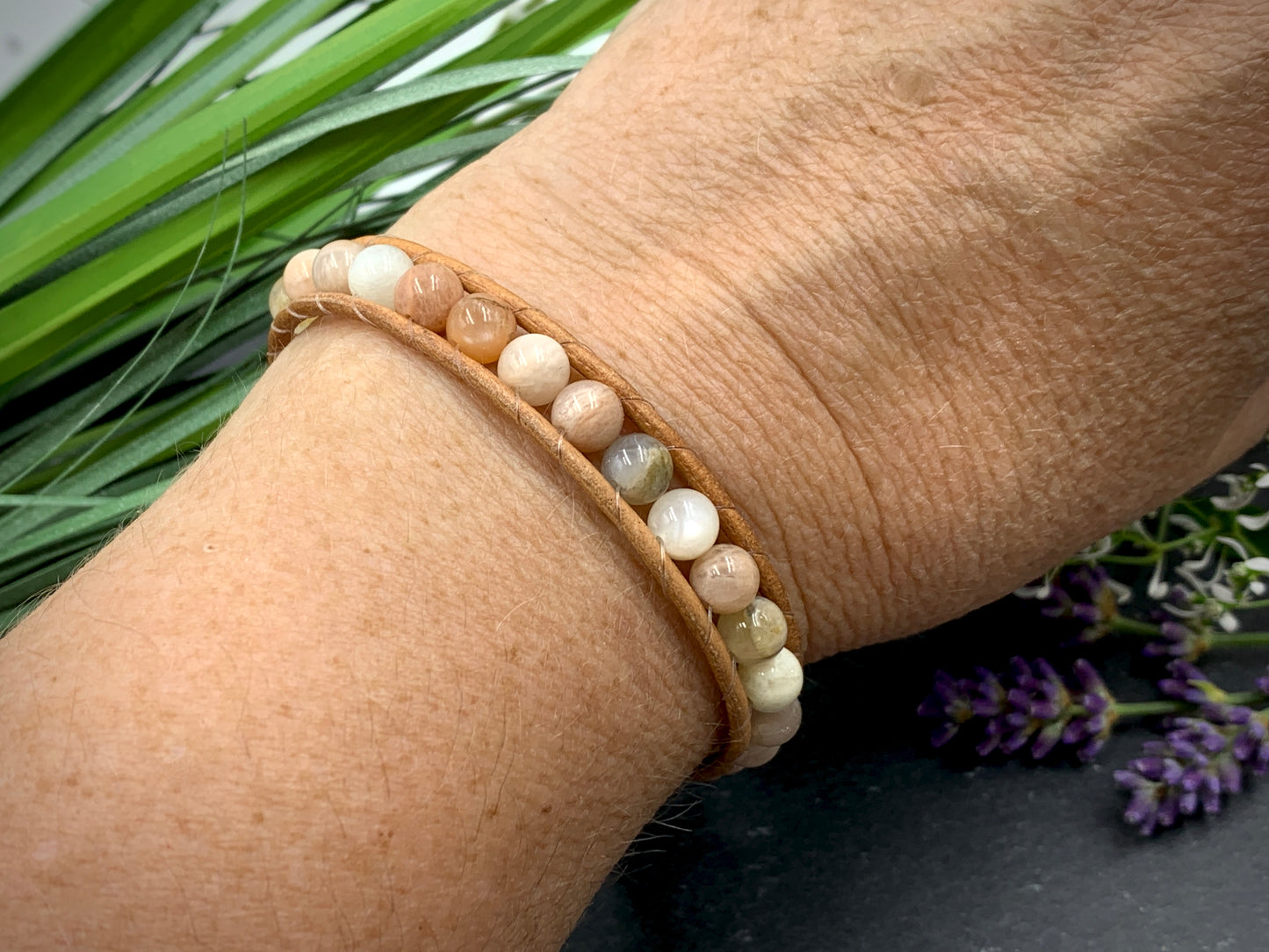 Wickelarmband Sonnenstein echt - Bohoarmband Vintage Style - Handmade personalisierbar