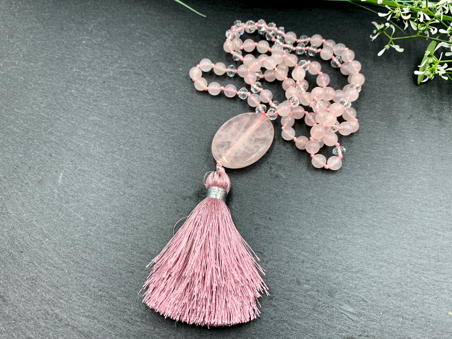 Malakette Rosenquarz und Facettenperlen handgeknotet - Meditationskette 108 Perlen Halskette - Gebetskette Yoga - Handmade personalisierbar
