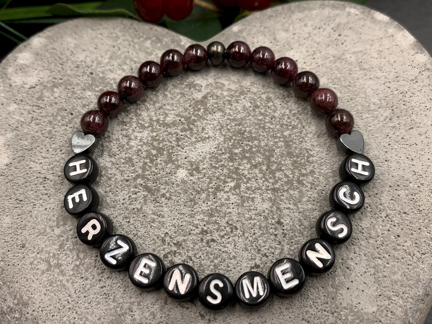 Armband Granat Herzensmensch, Freundschaftsarmband, Geburtsstein Januar