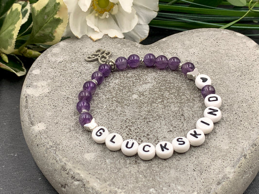 Armband Amethyst Glückskind Schmetterlinge echt platiniert mit Facettenperlen - Namensarmband - Geschenk Geburt Mama Mädchen Junge - Edelstein nach Wahl - Handmade personalisierbar